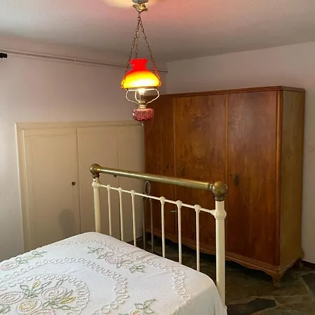 Traditional Mansion Apartments Hotel Skotini